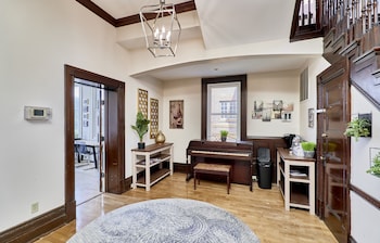 grand center apartments