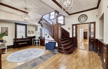 grand center apartments