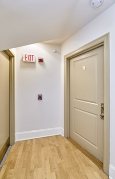 grand center apartments