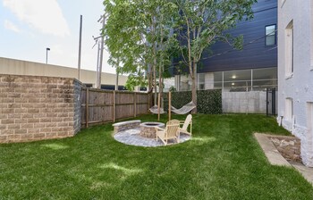 grand center apartments