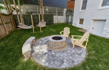 grand center apartments