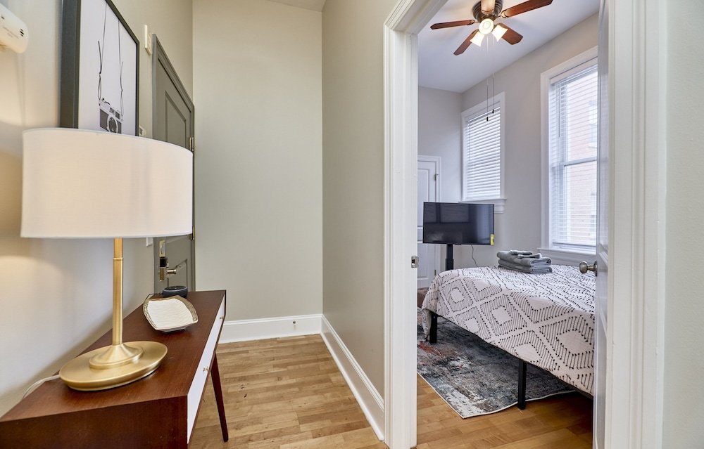 grand center apartments