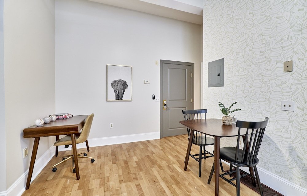 grand center apartments