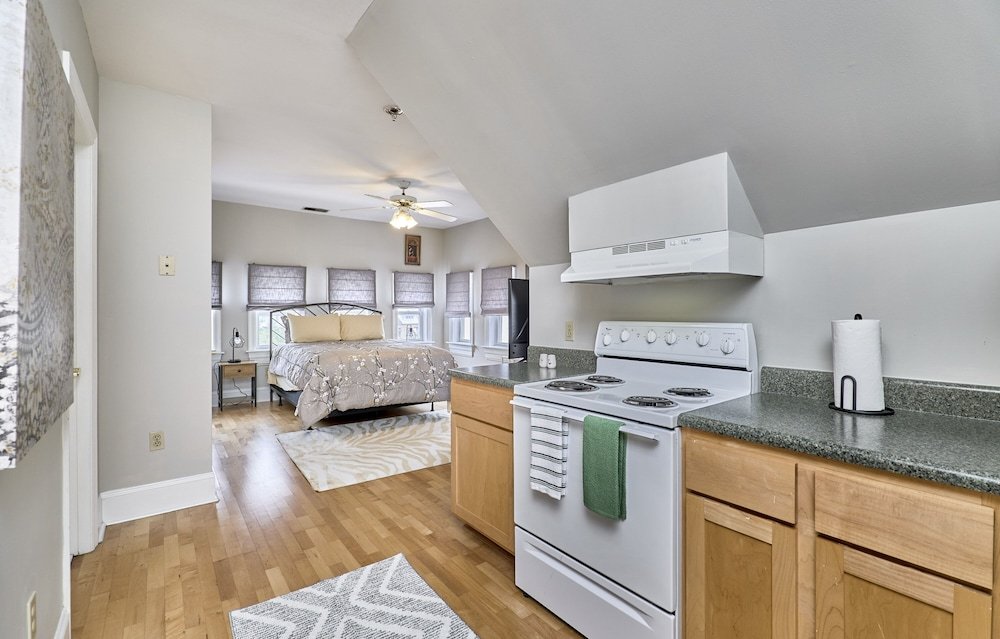 grand center apartments