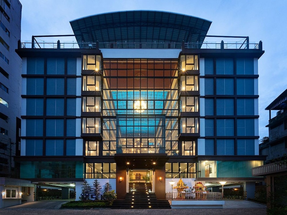 v s k residence sha extra plus by zuzu