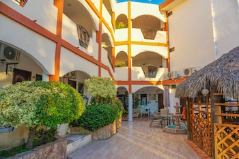 hotel las fuentes