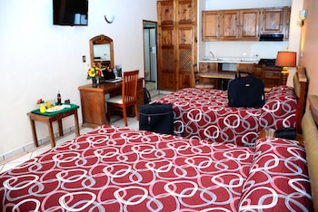 hotel las fuentes