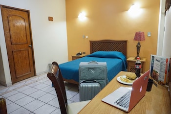 hotel las fuentes