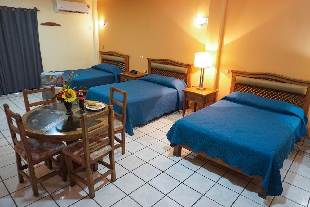 hotel las fuentes