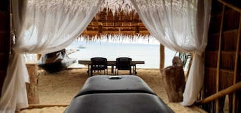 pili beach resort agmanic