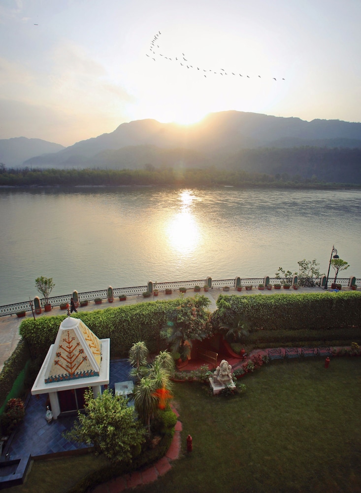 Ganga Kinare- A Riverside Boutique Resort, Rishikesh,Barrage Colony,4 star