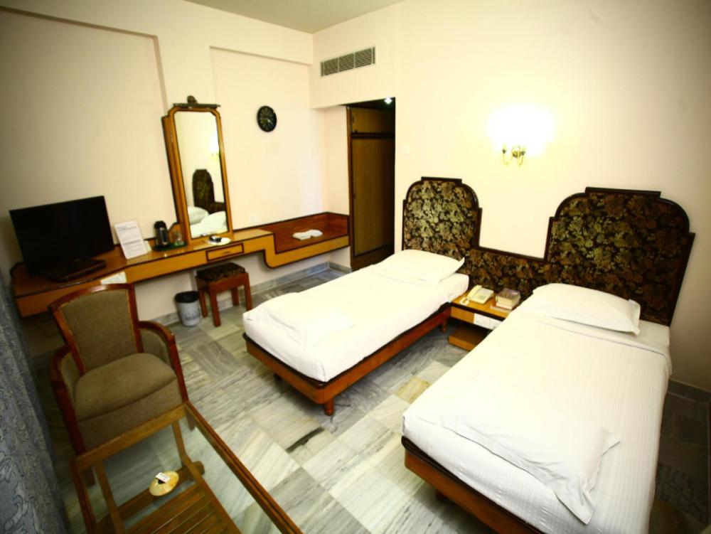hotel sindhuri park