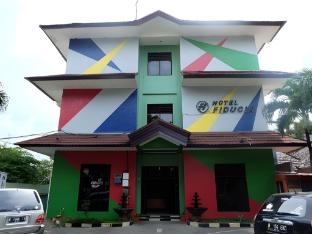 townhouse oak hotel fiducia serpong