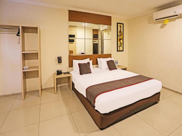 townhouse oak hotel fiducia serpong