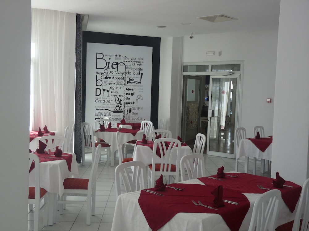 hotel neptunia skanes