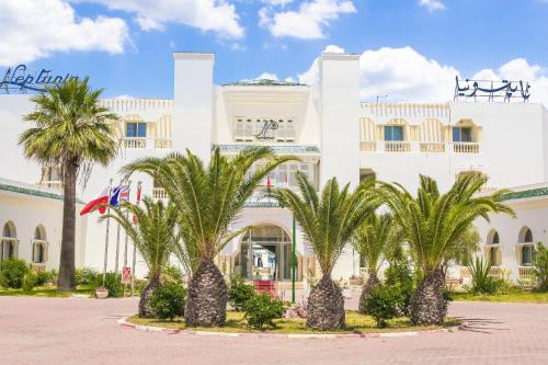 hotel neptunia skanes