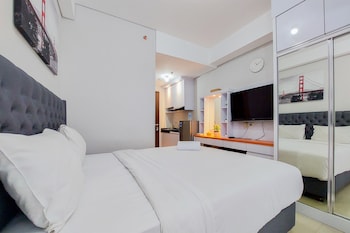 modern look and cozy studio at transpark bintaro apartment