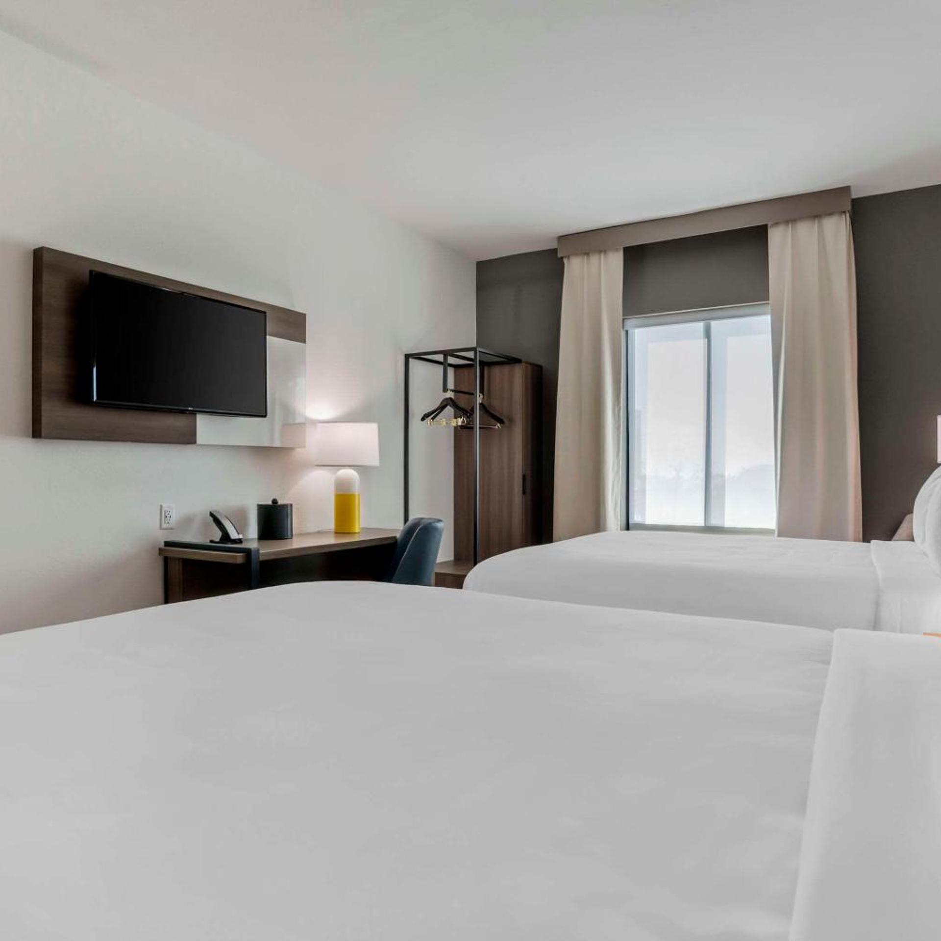 comfort inn and suites panama city beach pier park area