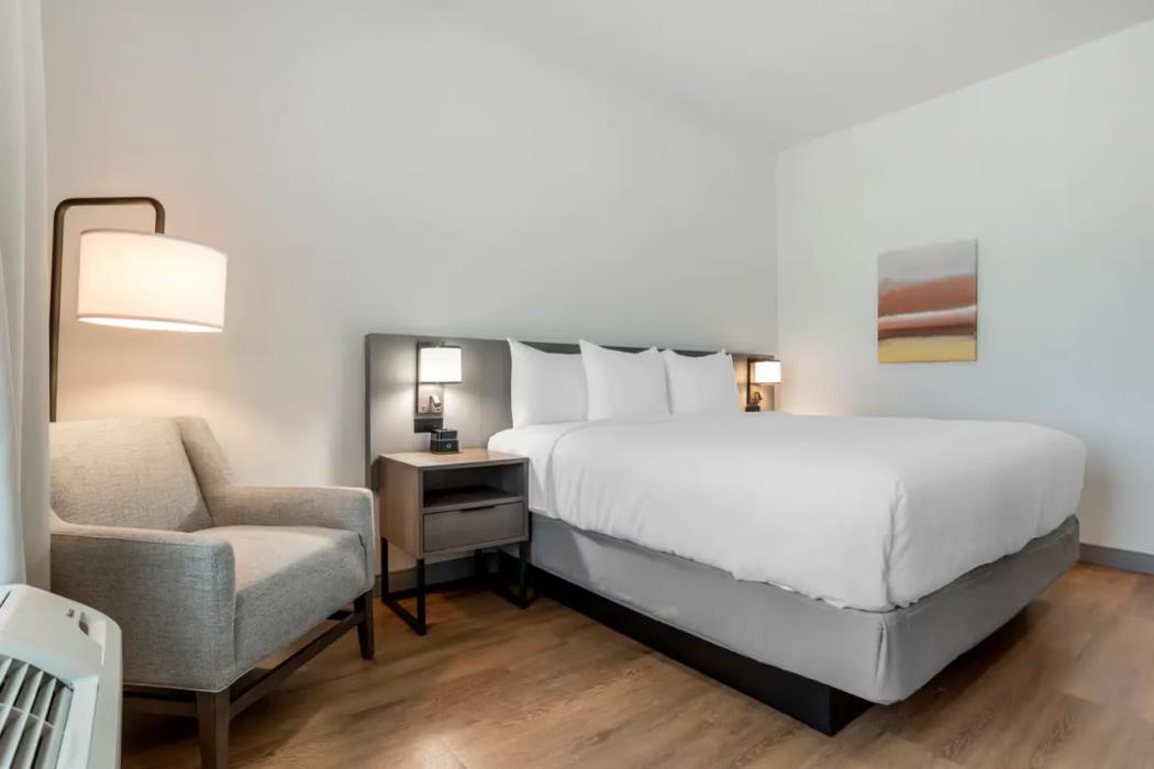 comfort inn and suites panama city beach pier park area