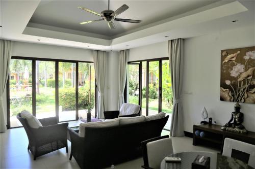 laguna villas boutique hotel