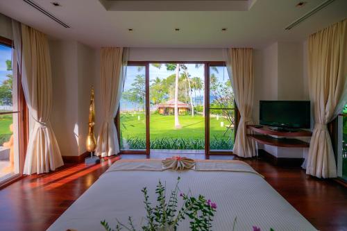 laguna villas boutique hotel