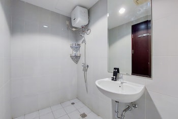 simply look and comfort studio room at casa de parco apartment