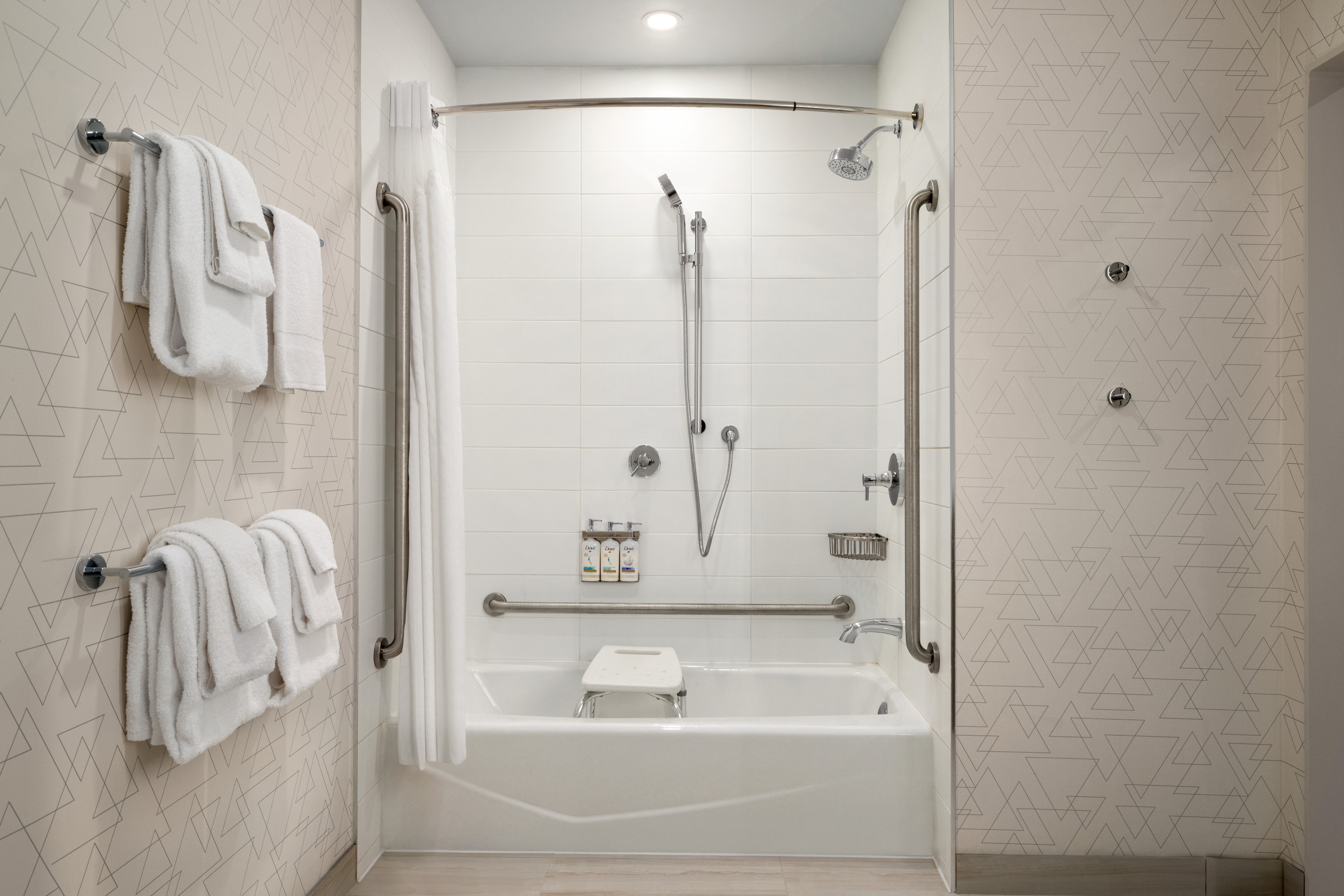 holiday inn express strathroy an ihg hotel
