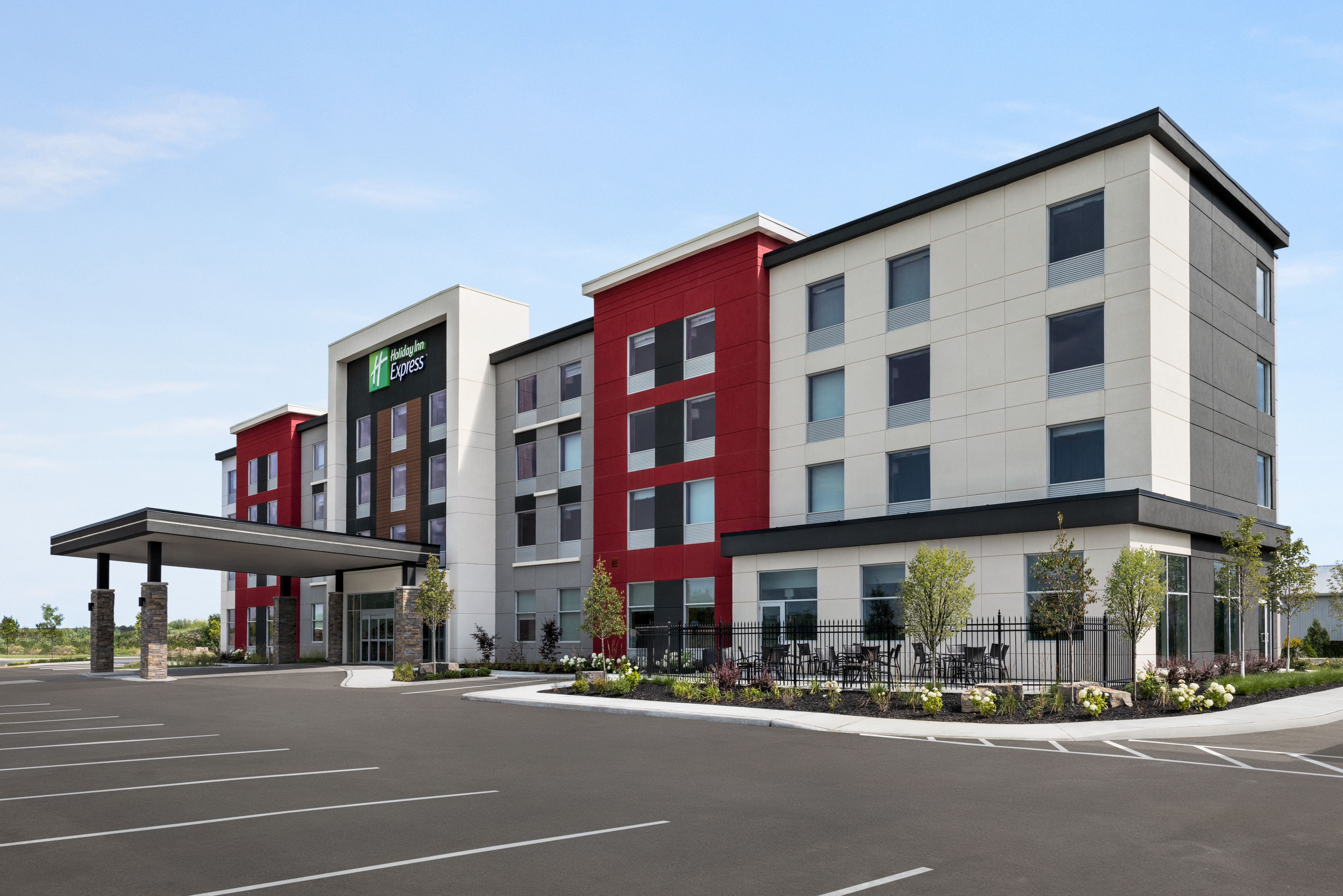 holiday inn express strathroy an ihg hotel