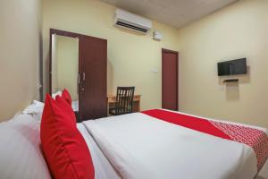 super hotel o om sakthi hotel