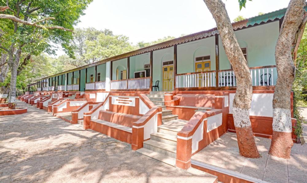 treebo cecil resort matheran with swimming pool