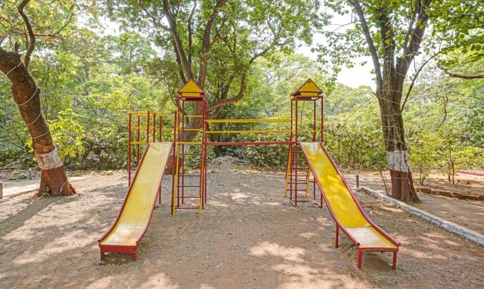 treebo cecil resort matheran with swimming pool