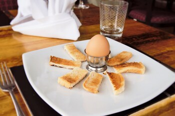 The Bridge Of Cally Hotel,Bridge Of Cally>>Blairgowrie,3 star