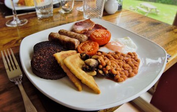 The Bridge Of Cally Hotel,Bridge Of Cally>>Blairgowrie,3 star