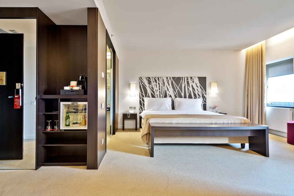 ramada plaza by wyndham bucharest convention center