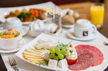 ramada plaza by wyndham bucharest convention center