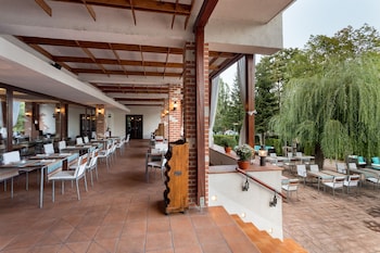 ramada plaza by wyndham bucharest convention center