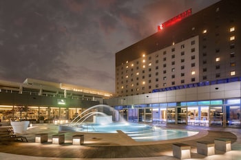 ramada plaza by wyndham bucharest convention center