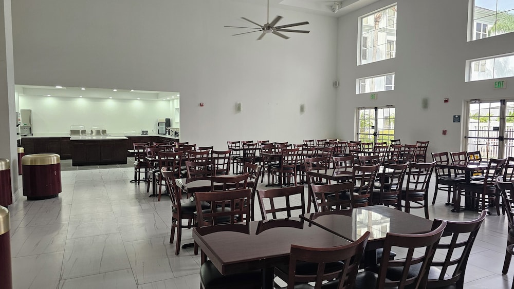 country inn and suites by radisson orlando lake buena vista fl