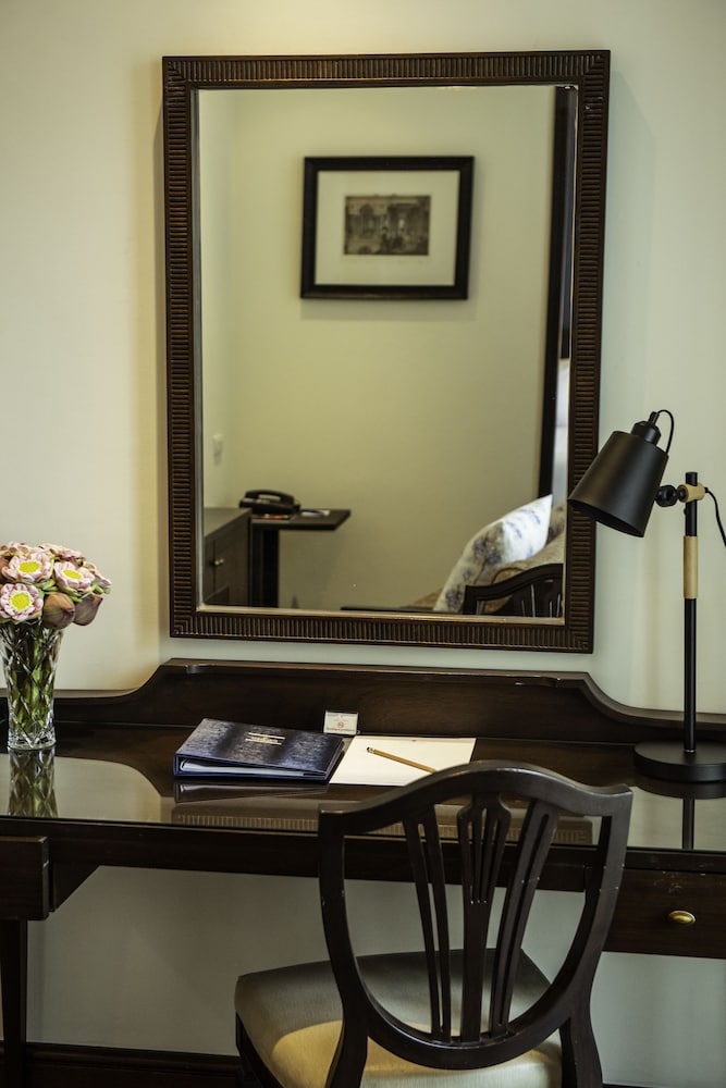 the rose residence bangkok