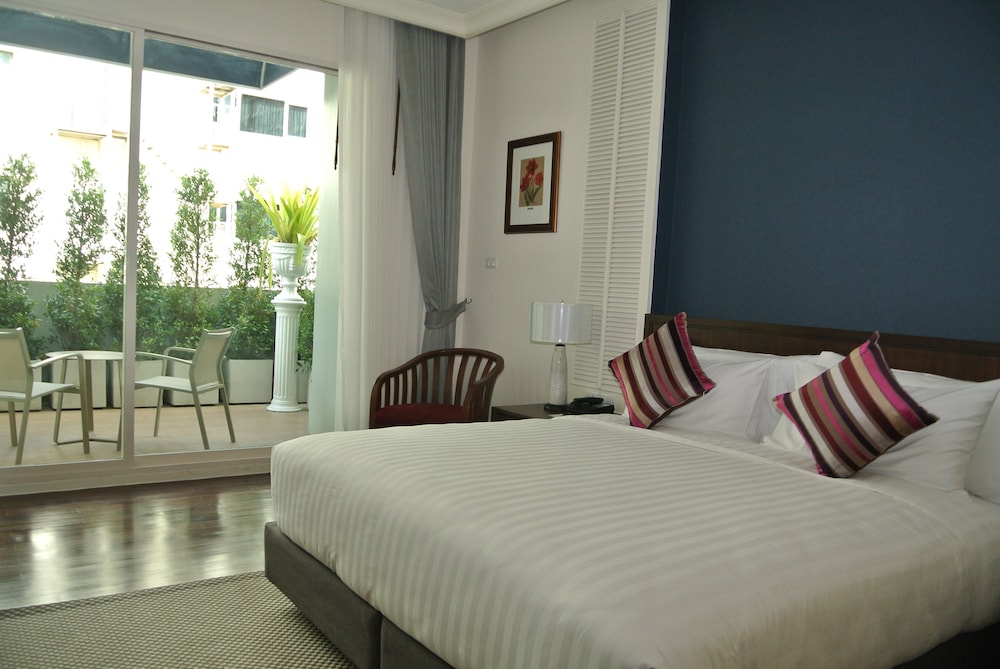 the rose residence bangkok