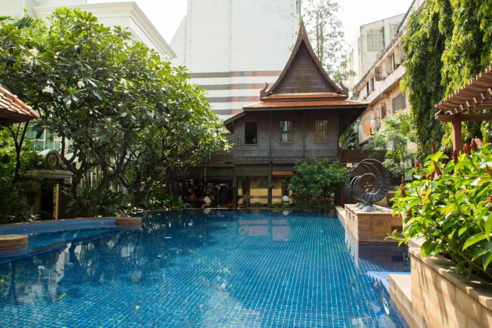 the rose residence bangkok
