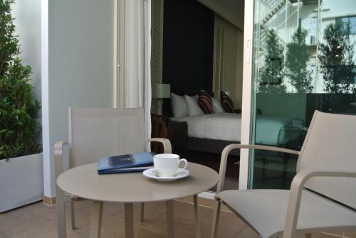 the rose residence bangkok