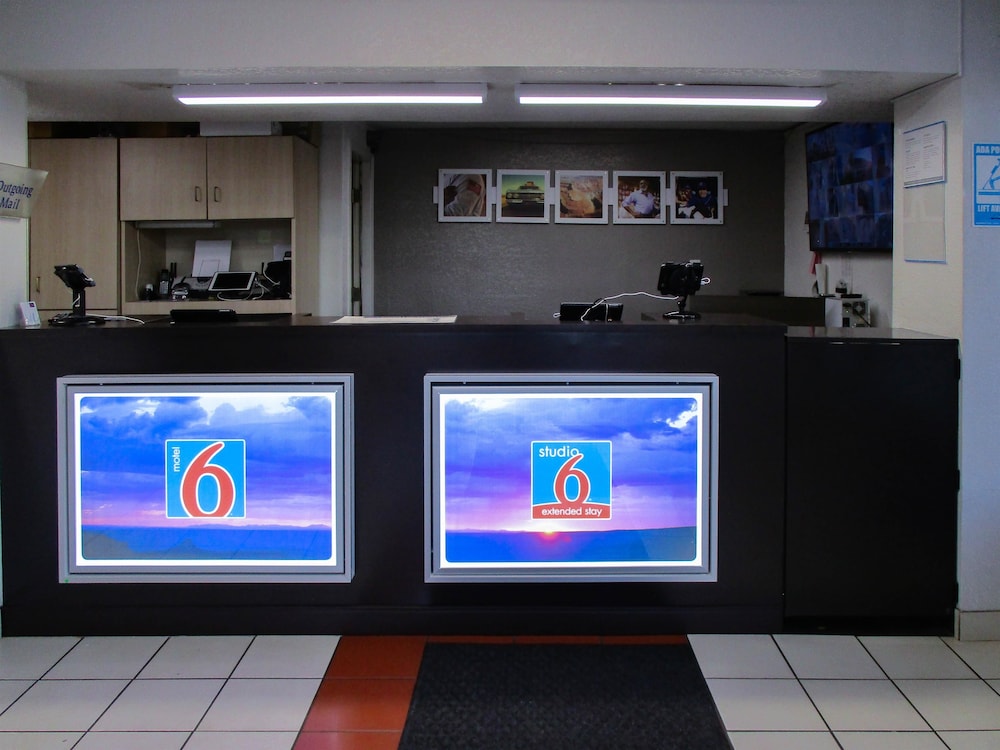 studio 6 little rock ar west
