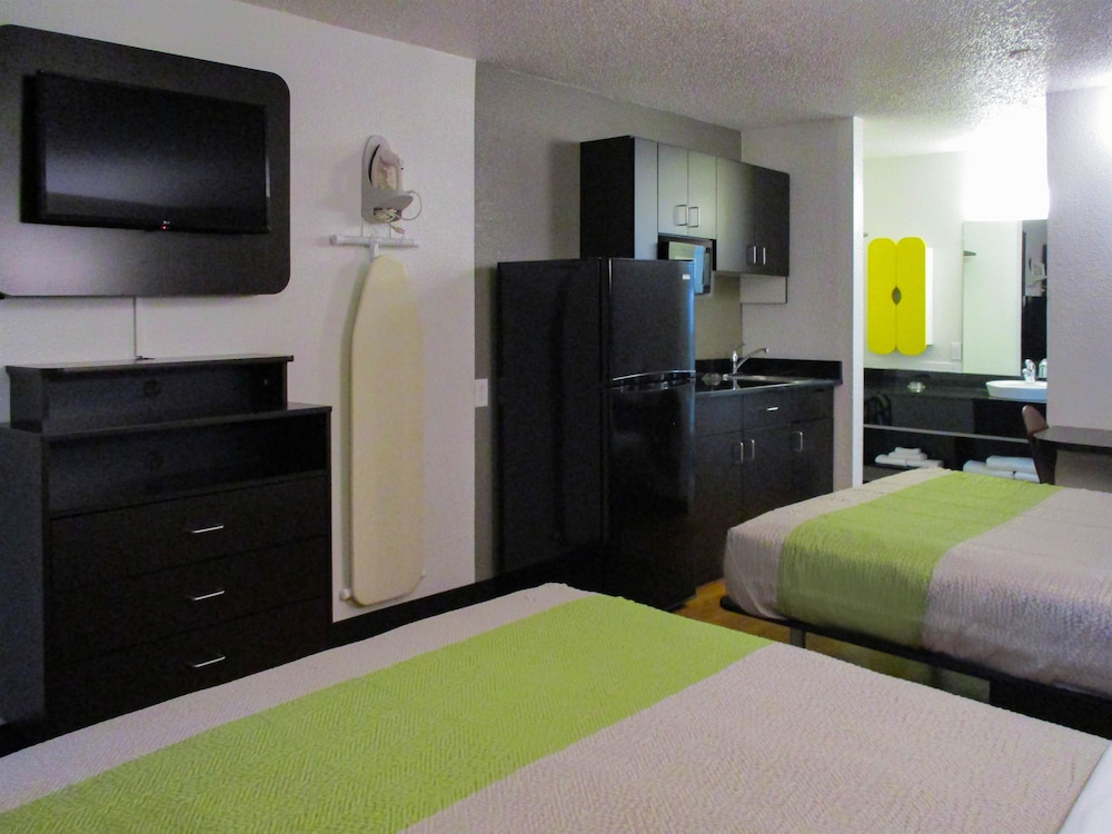 studio 6 little rock ar west