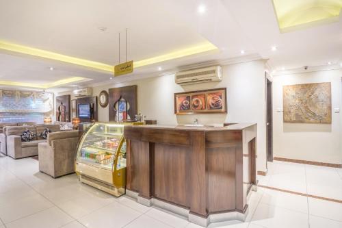 muhaideb khan shalila apartment