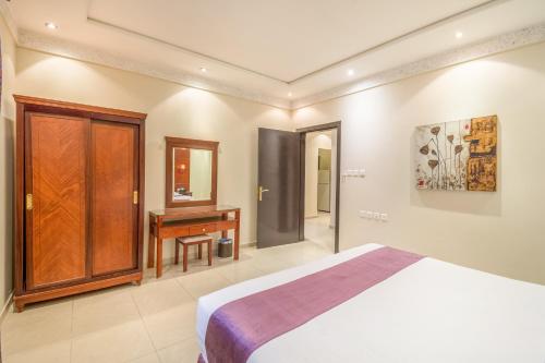 muhaideb khan shalila apartment