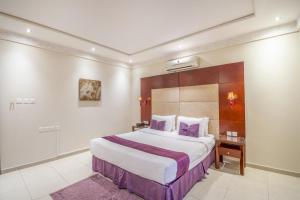 muhaideb khan shalila apartment