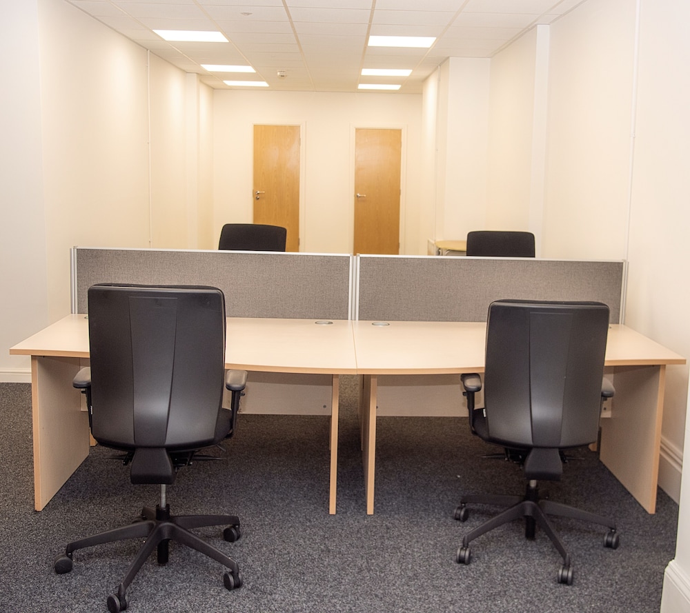 piccadilly apartments and offices