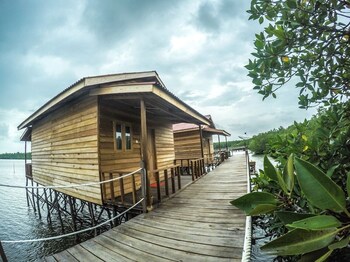 s hotel and resort