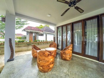 s hotel and resort